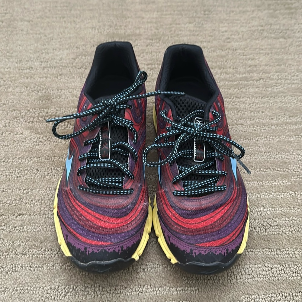 Mizuno Wave Kazan trail running shoes